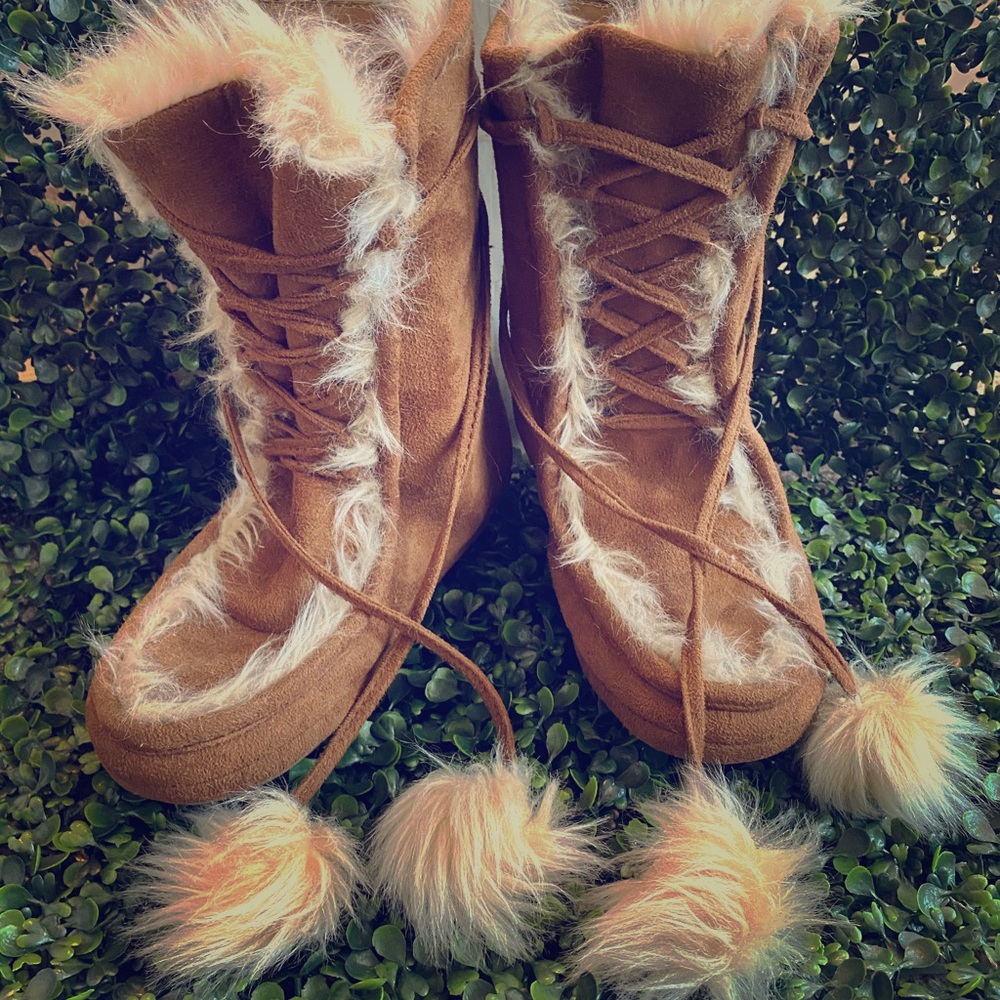 Gently used Jessica Simpson Moccasins